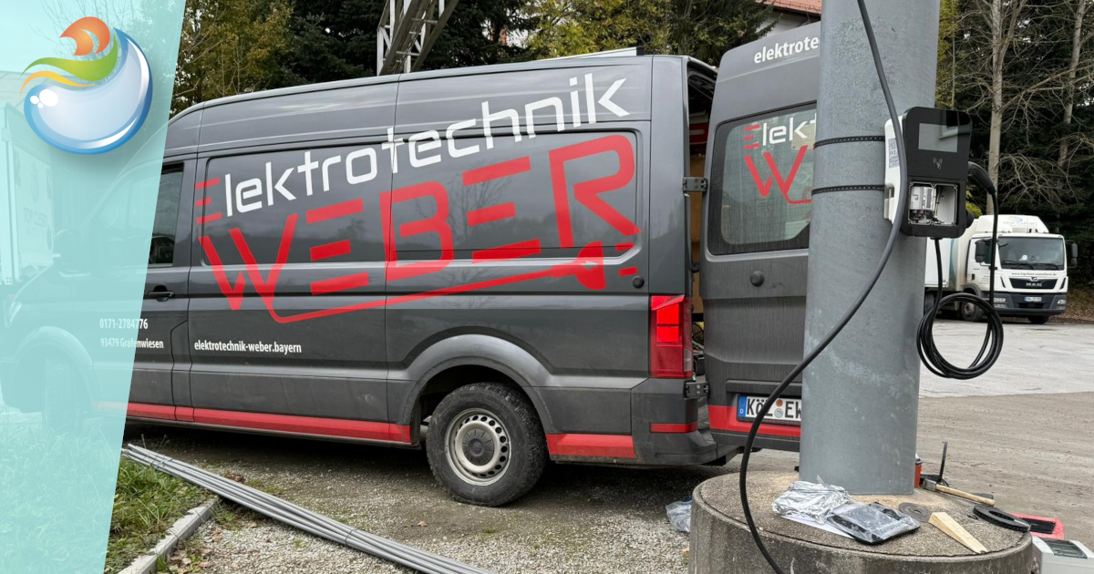 Neue Wallbox auf dem Firmenparkplatz der Top Clean Wäscherei